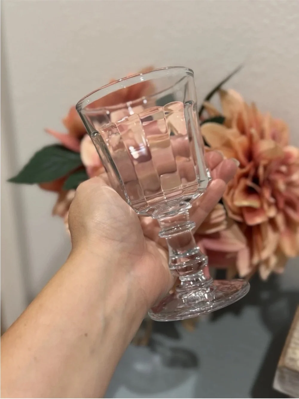 La Rochere JACQUES Wine Glasses Set 4 - French Pressed Glass 8.11 oz